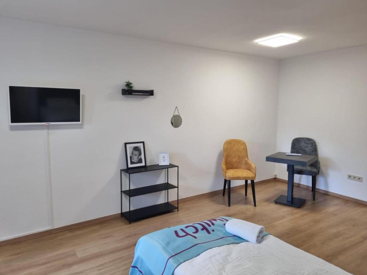 Twitch Apartments Achim Eksteriør bilde